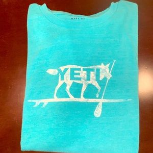 Yeti light blue men’s tee shirt